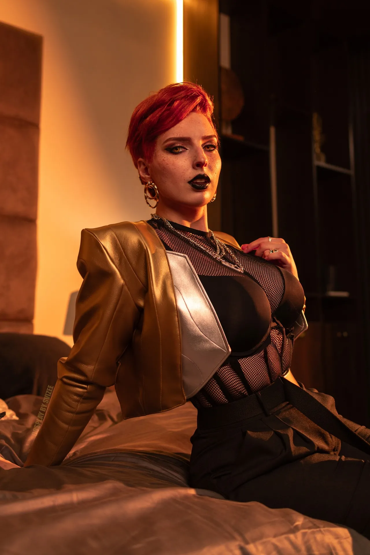 Косплей aurora cassel из cyberpunk 2077 от svizee 9