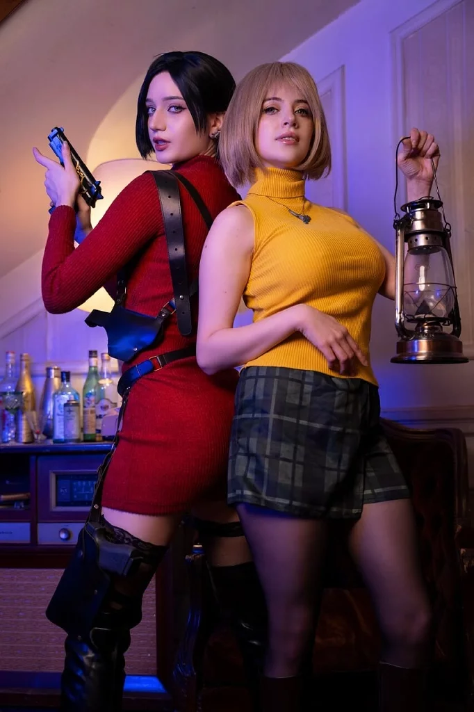 Косплей Ada Wong и Ashley Graham из Resident Evil 4 от Moondays и Agos Ashford