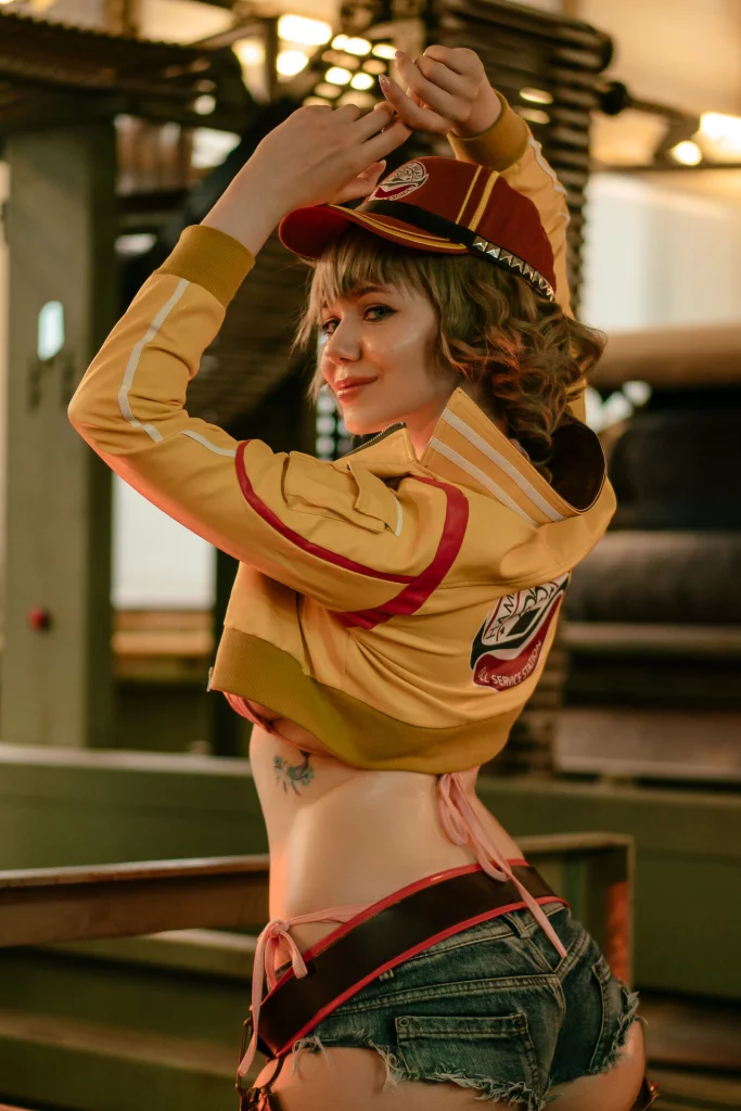 Косплей Cindy Aurum из Final Fantasy XV