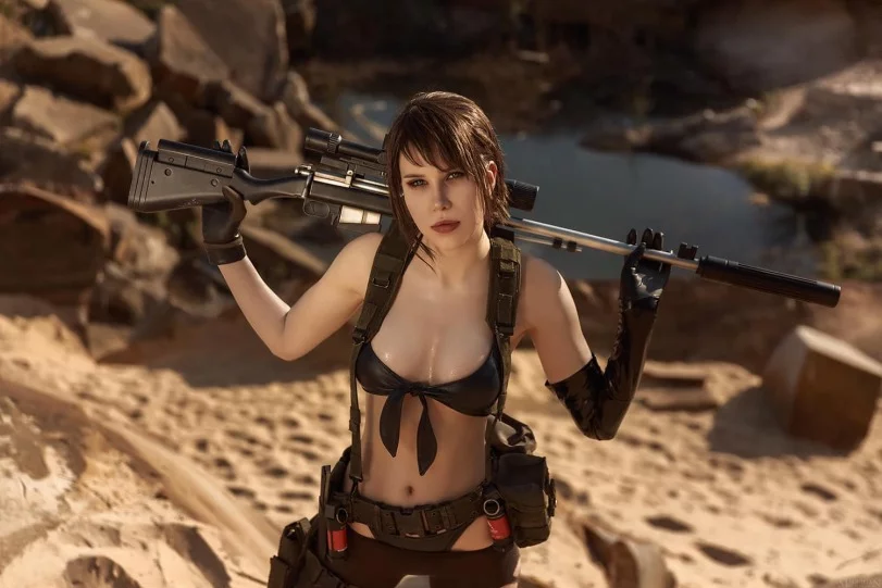 Косплей тихой Quiet из Metal Gear Solid V: The Phantom Pain от Frau_Haku