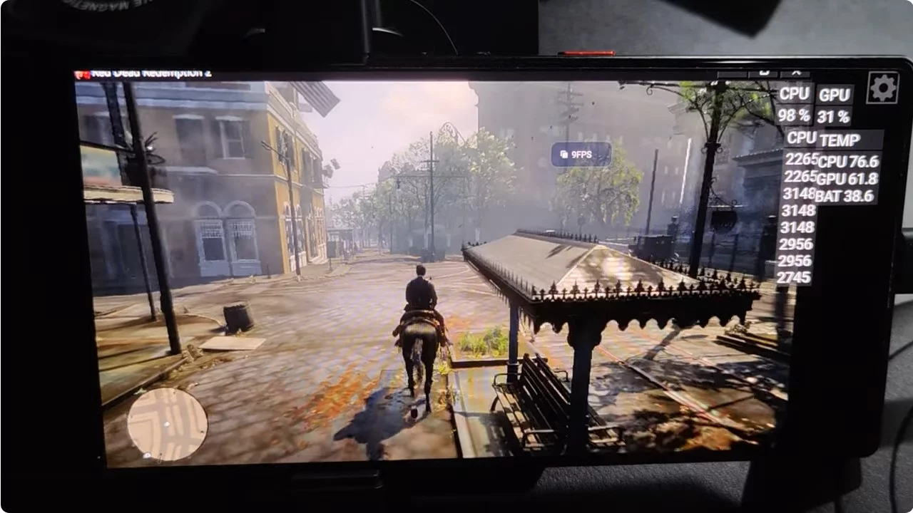 На смартфона запускают ПК игры. Red Dead Redemption 2 показывает не больше 15 fps, а GTA 4 и GTA 5 даже играбельны