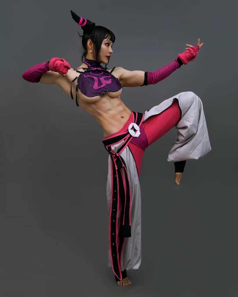 Косплей талантливой Juri han от игр серии Street Fighter от Yuan Herong