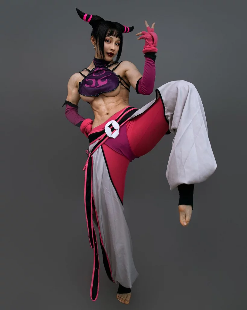 Косплей талантливой Juri han от игр серии Street Fighter от Yuan Herong