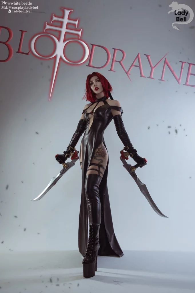 Косплей кровавой Rayne из BloodRayne 2 от Ladybell