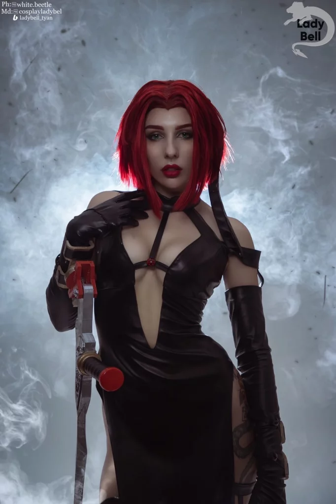 Косплей кровавой Rayne из BloodRayne 2 от Ladybell