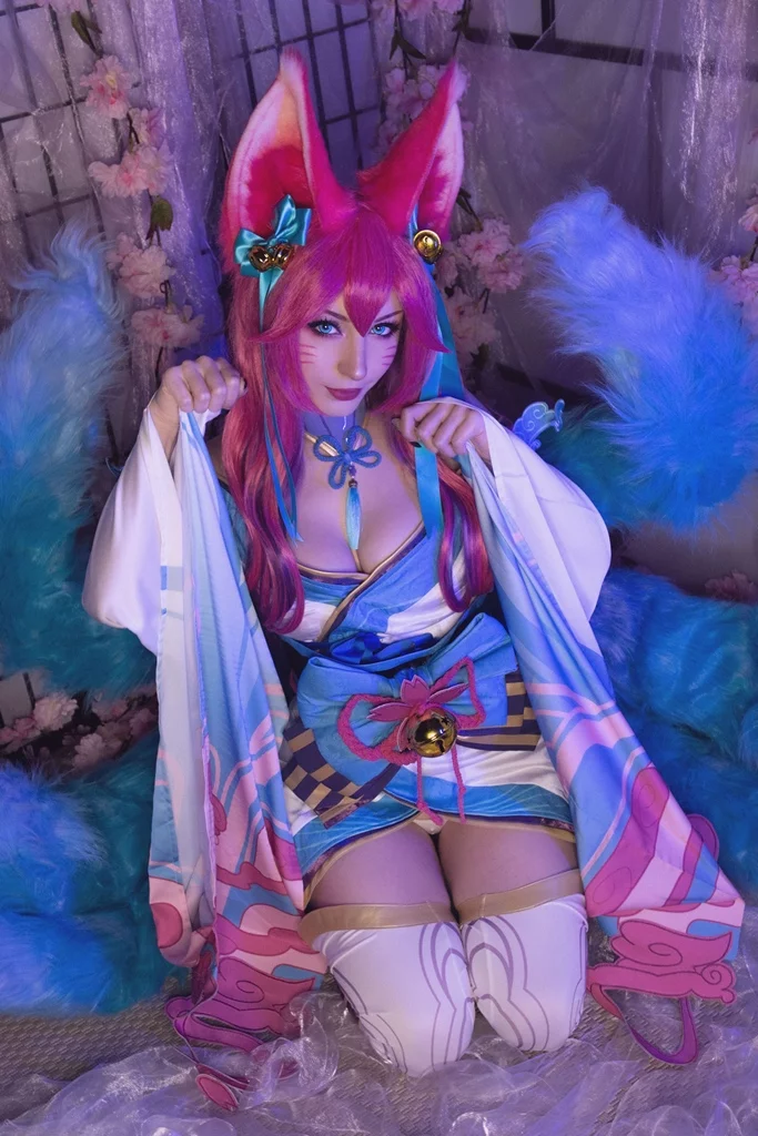 Косплей Ahri в образе Spirit Blossom из League Of Legends от ShiroKitsune
