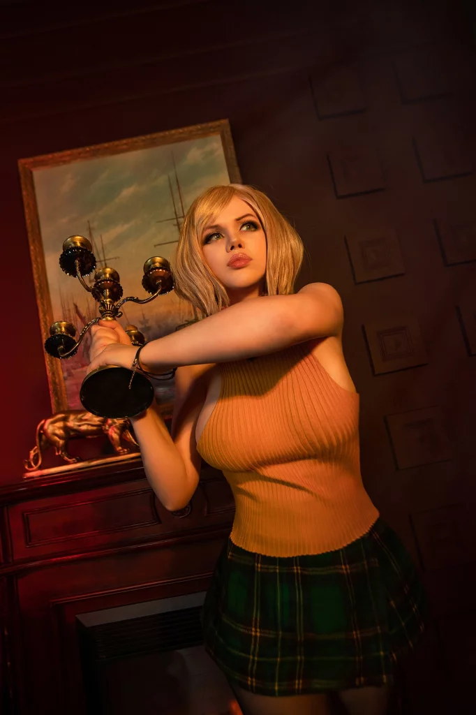 Косплей бесячей Ashley Graham из Resident Evil 4 от ALICE COSPLAY