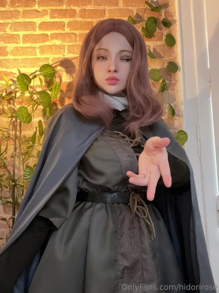 Косплей таинственной дейтерагонисткой Melina из Elden Ring от Hidori Rose 3