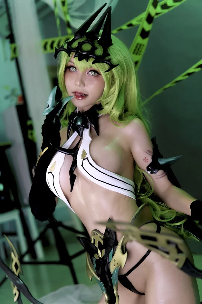 Косплей умной Mobius Mantis из Honkai Impact 3rd от Joyce Lin2x 8