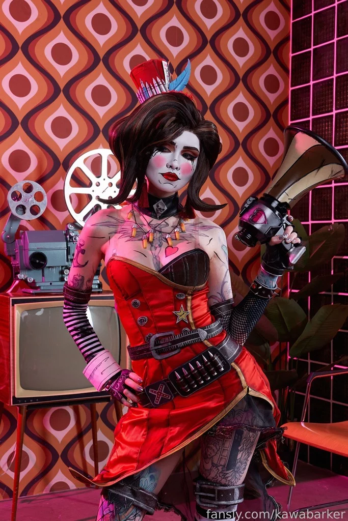 Косплей предприимчивой Mad Moxxi из серии Borderlands от Kawabarker 3
