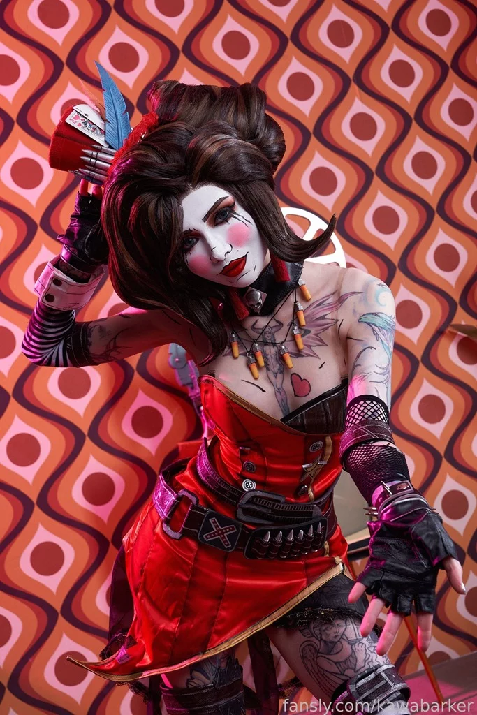 Косплей предприимчивой Mad Moxxi из серии Borderlands от KAWABARKER