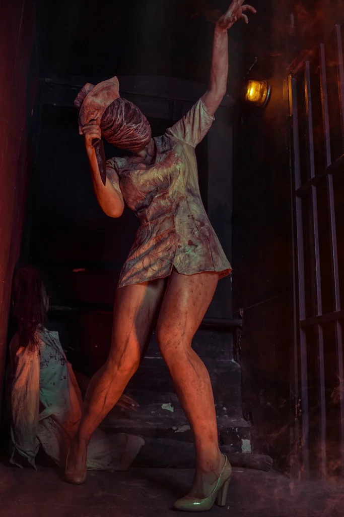 Косплей Nurse неотъемлемой части серии Silent Hill от Alice Cosplay 10