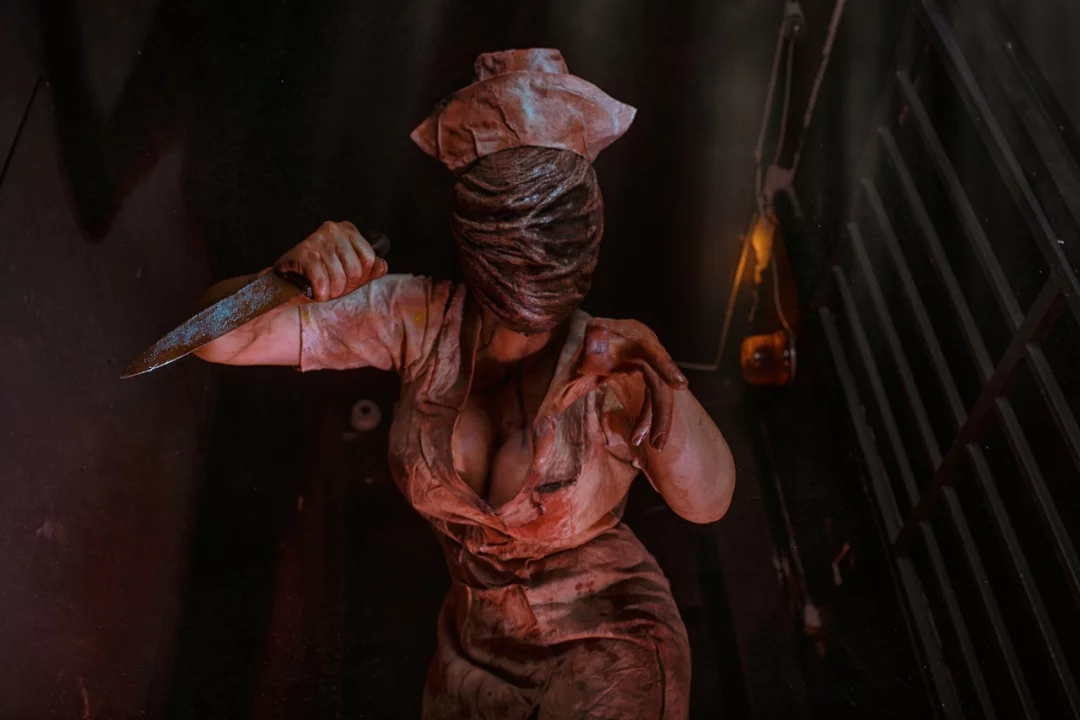 Косплей Nurse неотъемлемой части серии Silent Hill от Alice Cosplay 12