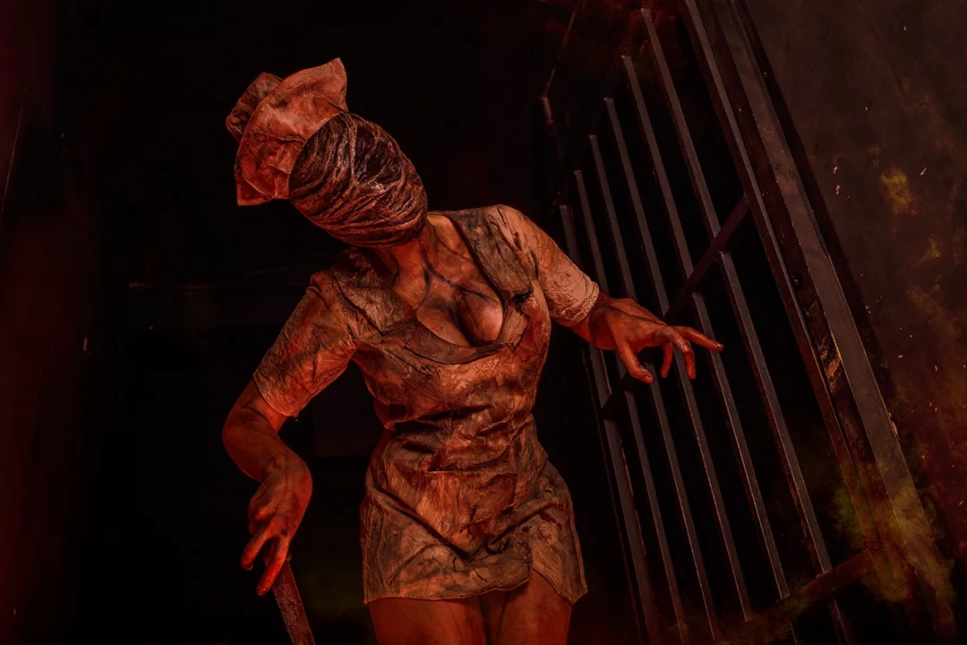 Косплей Nurse неотъемлемой части серии Silent Hill от Alice Cosplay 7