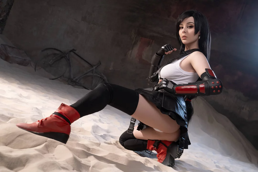 Косплей Tifa Lockhart из Final Fantasy VII Rebirth от Helly Valentine