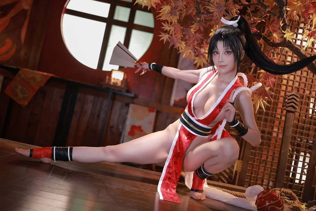 Косплей Mai Shiranui из The King of Fighters от Aqua