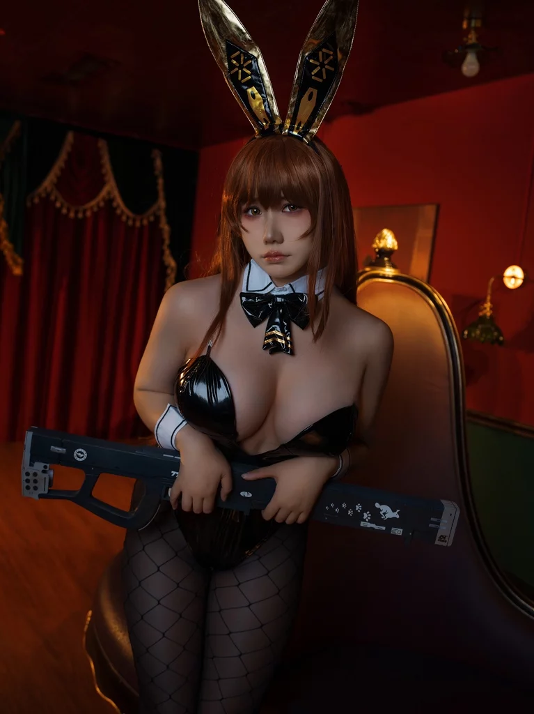 Косплей Noir из Nikke: Goddess of Victory от Makachan