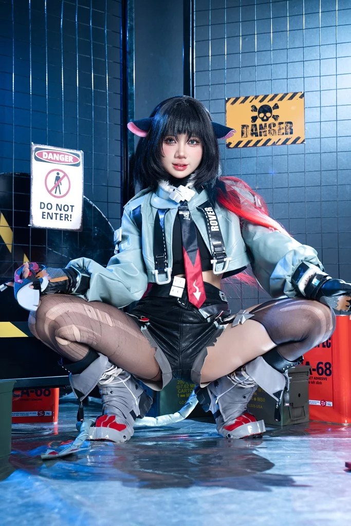 Косплей Jane Doe из Zenless Zone Zero от PoppaChan