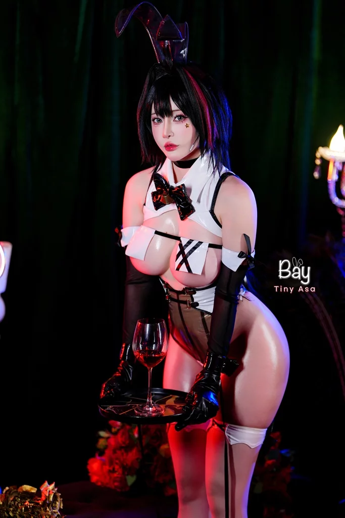 Косплей Bay в скине Radiant Rabbit из Nikke: Goddess of Victory от Tiny Asa