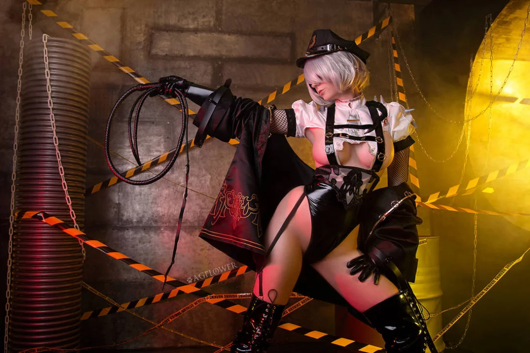 Косплей 2B Officer из NieR: Automata от AGflower Cosplay