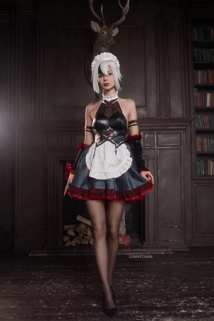 Косплей Arlecchino The Knave из Genshin Impact от Hofman cosplay