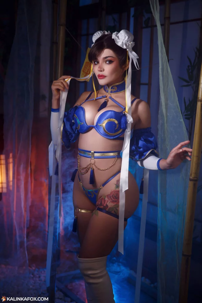 Косплей Chun Li из серии файтингов Street Fighter от Kalinka Fox