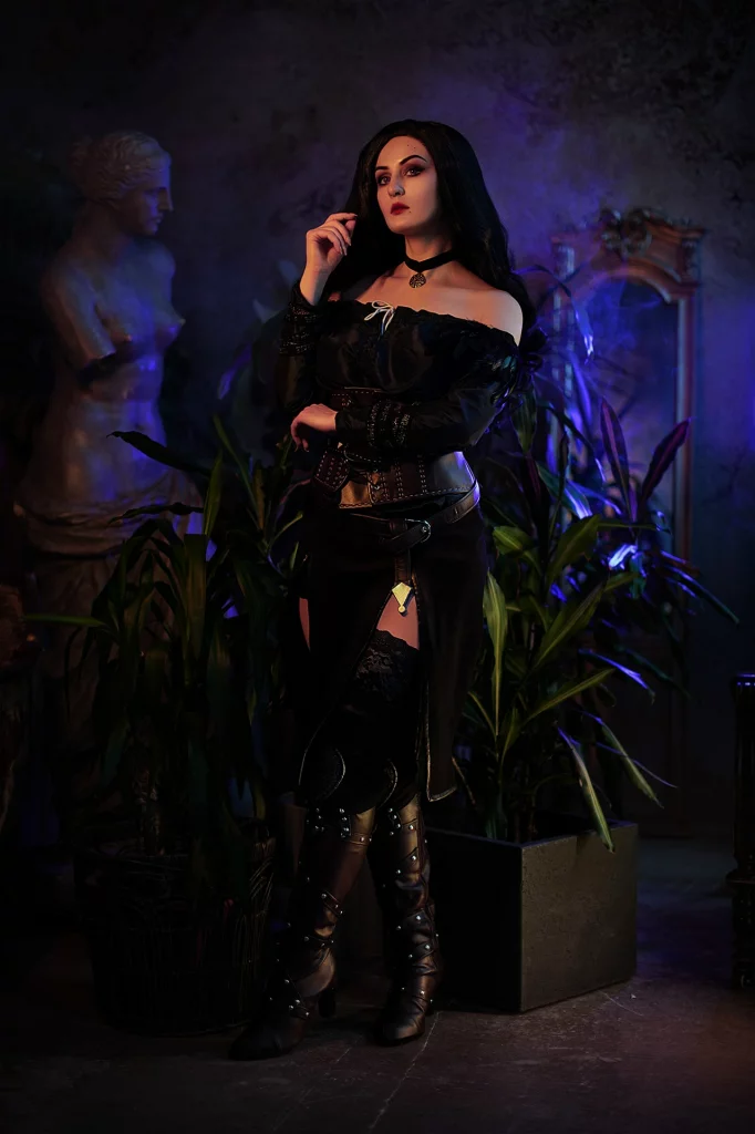 Косплей Yennefer z Vengerbergu из The Witcher 3 Wild Hunt от Alice Inferno