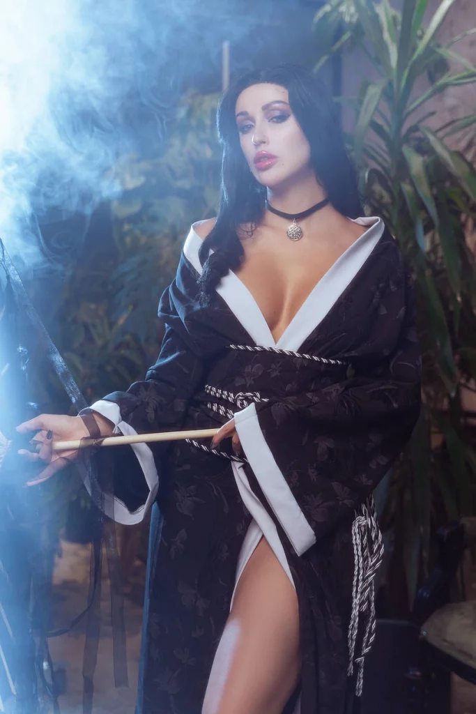 Косплей Yennefer в Кимоно из The Witcher 3 Wild Hunt от Lera Himera